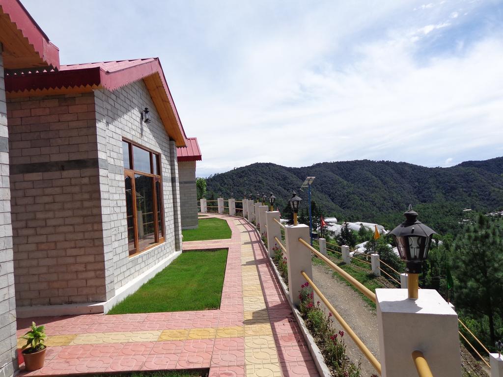 Village Live In Resort Chail Ngoại thất bức ảnh